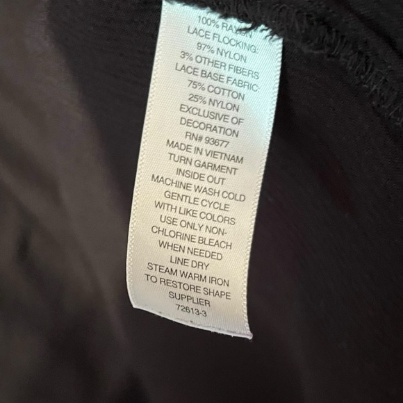 🟠a.n.a Black Lace Detail Blouse – Size Large - Picture 4 of 4